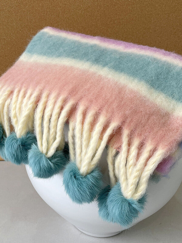 Derpai Gestreifter Schal in Regenbogenfarben aus Mohair mit Pompons
