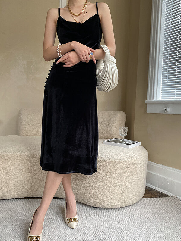 Derpai Elegantes langes Samtabendkleid mit seitlichem Schlitz & feinen Trägern – für Hochzeit