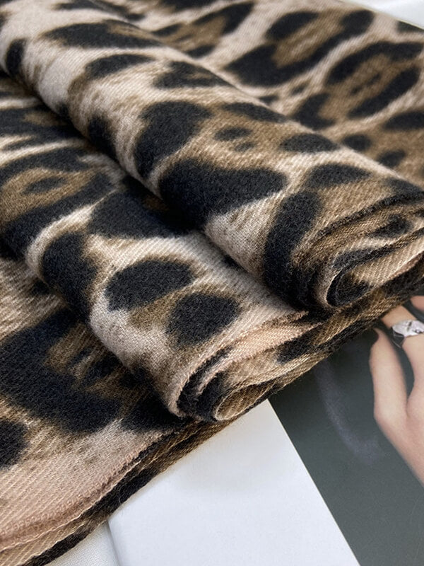 Derpai Modischer Leoparden-Schal – Damenaccessoire