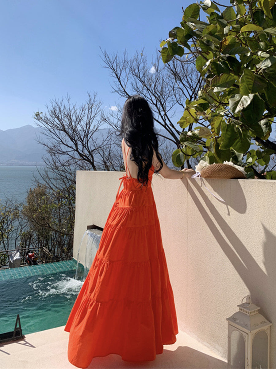 Derpai Grünes Maxikleid mit Rückenausschnitt und feinen Trägern – für Strand