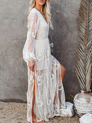 Derpai Langes Spitzenkleid mit Schlitz & V-Ausschnitt Boho-Stil